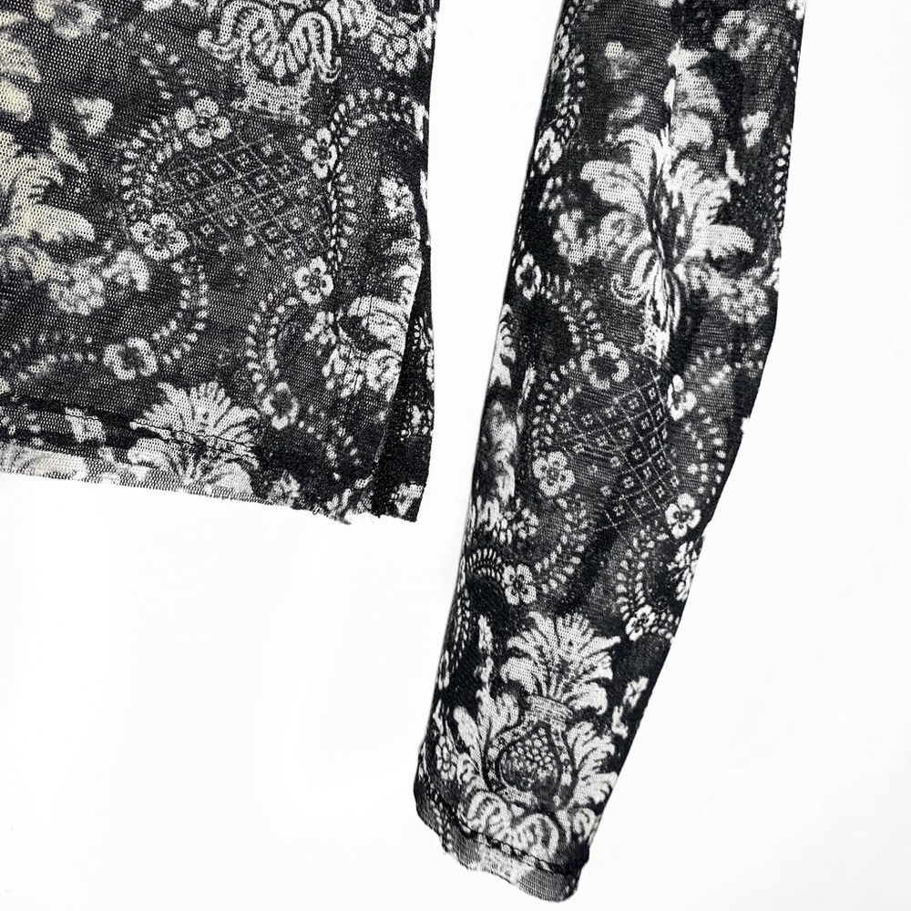 Issey Miyake Patterned Mesh Top - Picture 4 of 5